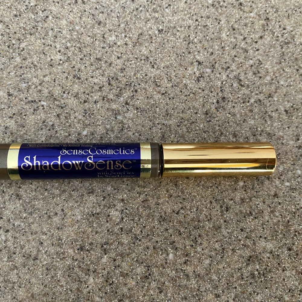 Shimmer smoked topaz